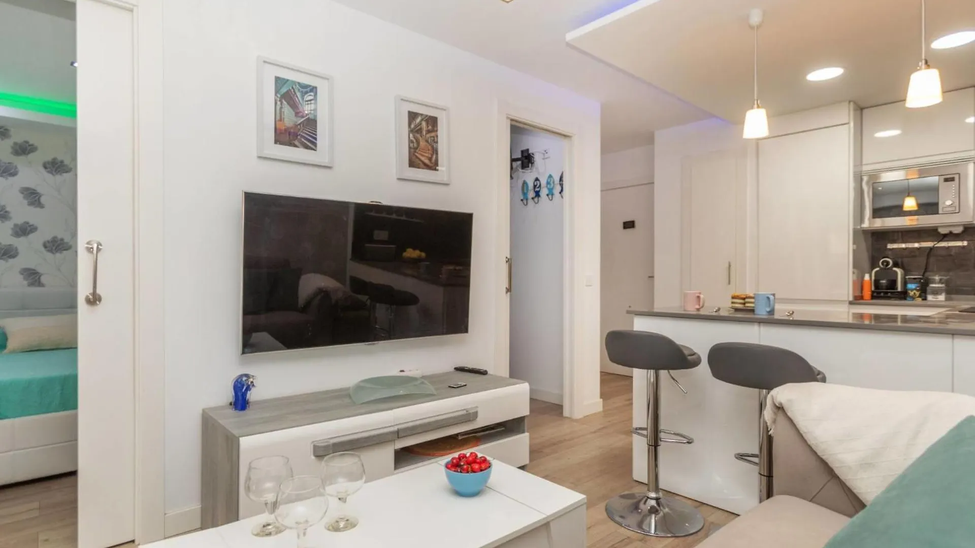 Apartment Leon By Interhome Lloret de Mar