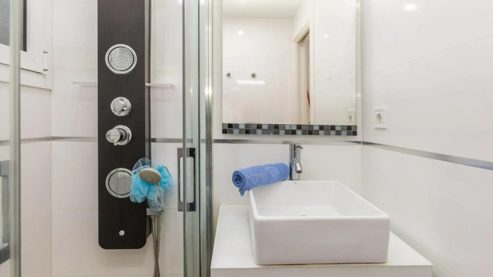 Apartment Leon By Interhome Lloret de Mar 0*,